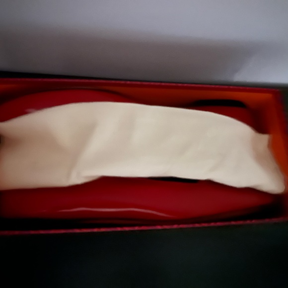 Tory Burch paten leather shoes - Picture 6 of 8